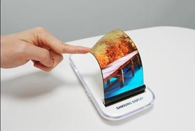 Samsung to launch foldable phone late 2017
